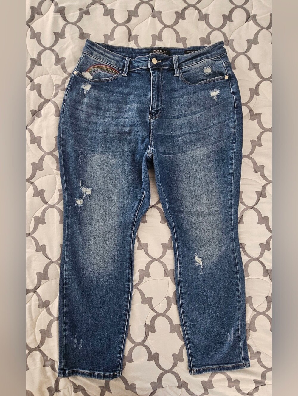 Judy Blue "Over The Rainbow" Straight Leg Distressed Jeans
